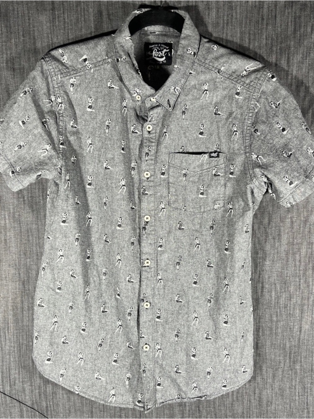 Lost Button up Shirt Small Hawaiian Hula Girl Summer